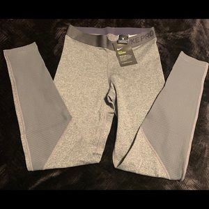 Nike pro leggings NWT